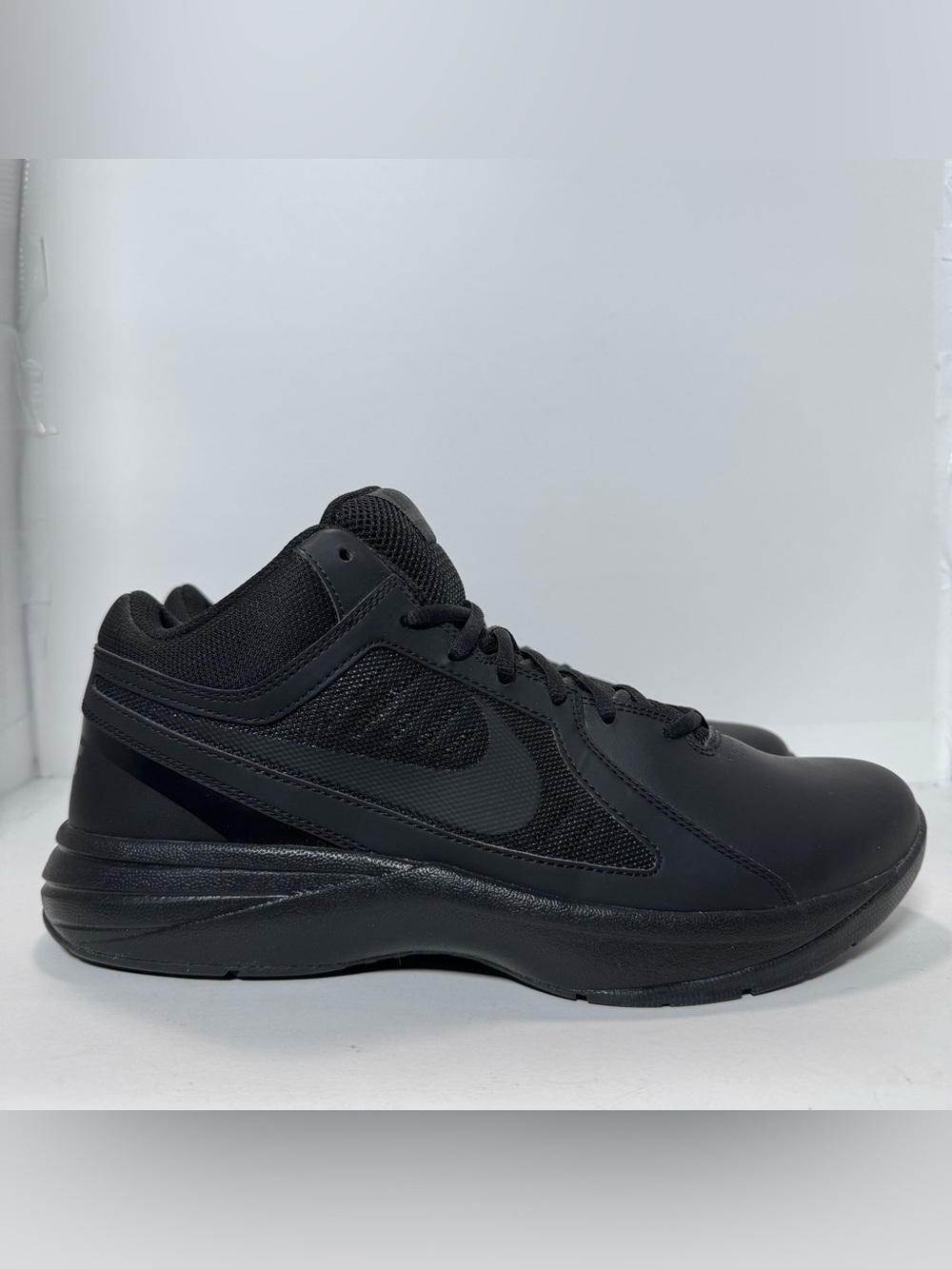 Nike Overplay VIII 8 Mens Size 11.5 Basketball Shoes Black On Black 637382-001